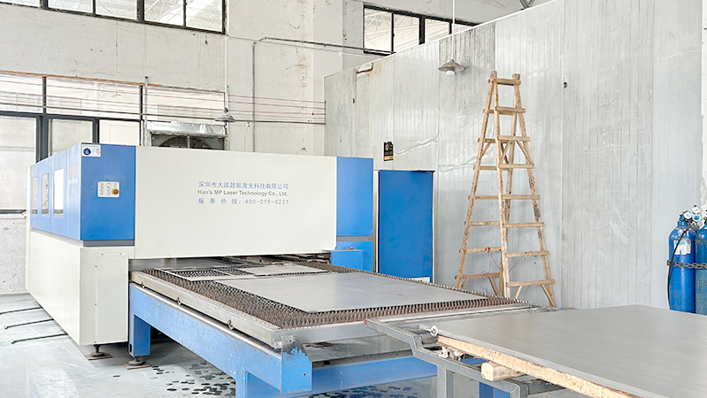Steel Plate Cutting Machine